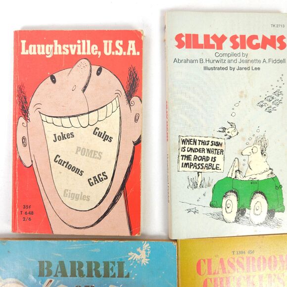 Vintage Joke Book Lot - Barrel of Chuckles - Wee Beasties - Silly Signs - Picture 2 of 16
